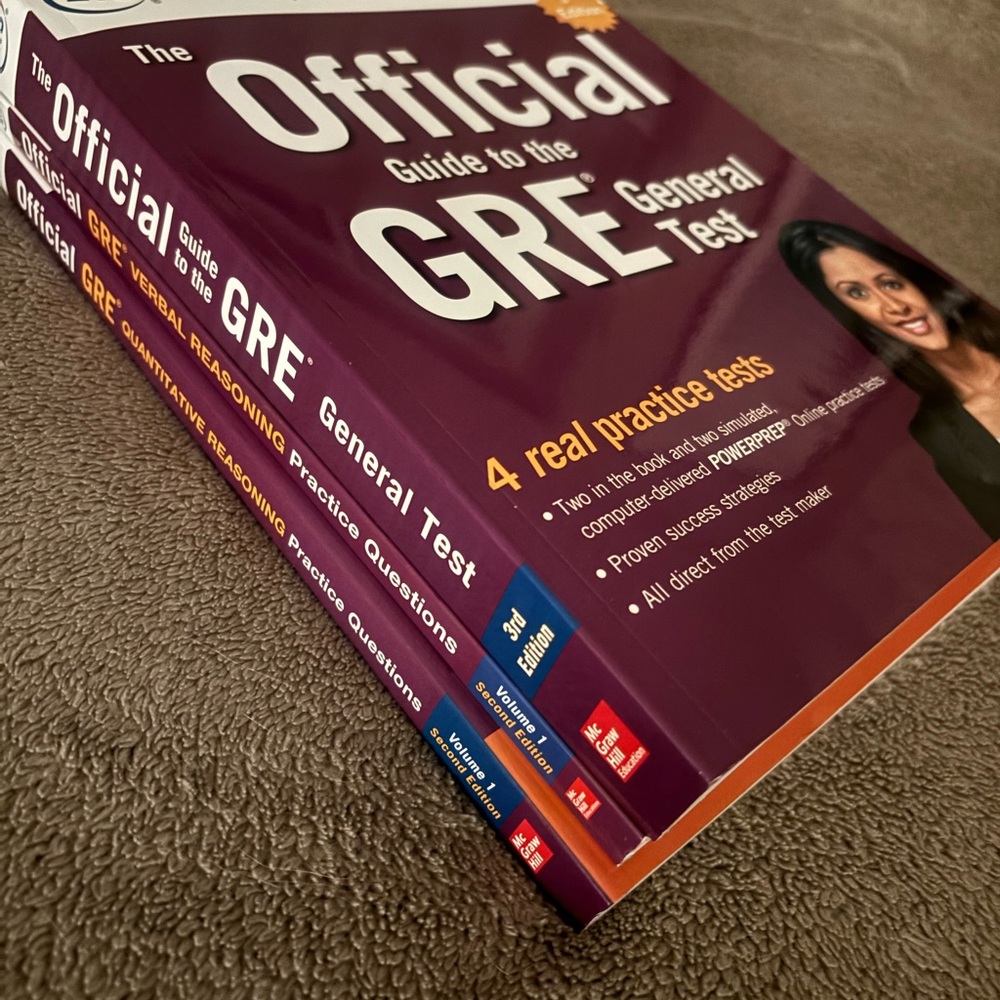 The Official GRE Guide to the General Test - Purple